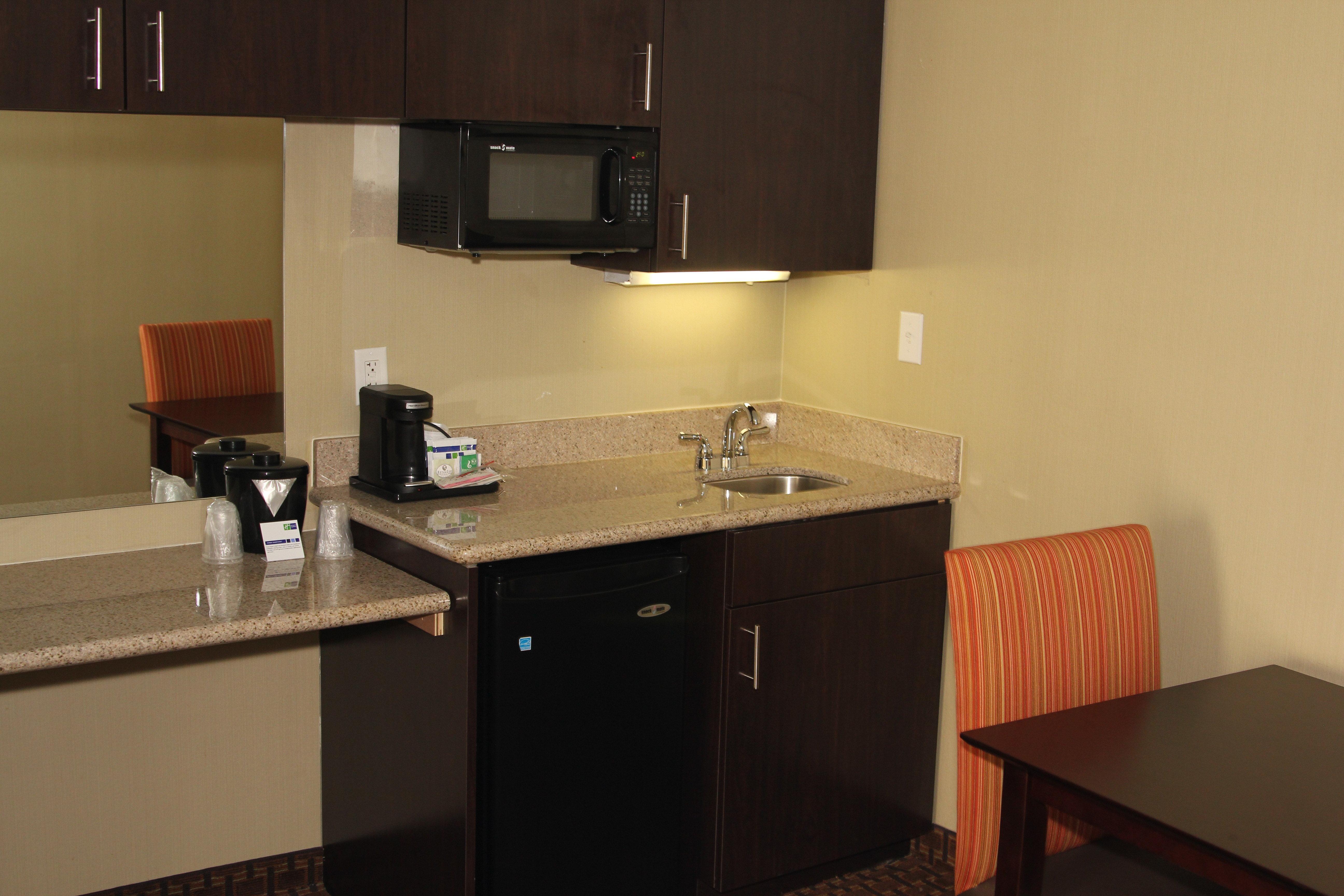 Holiday Inn Express Hotel & Suites Indianapolis W - Airport Area By Ihg Exterior foto