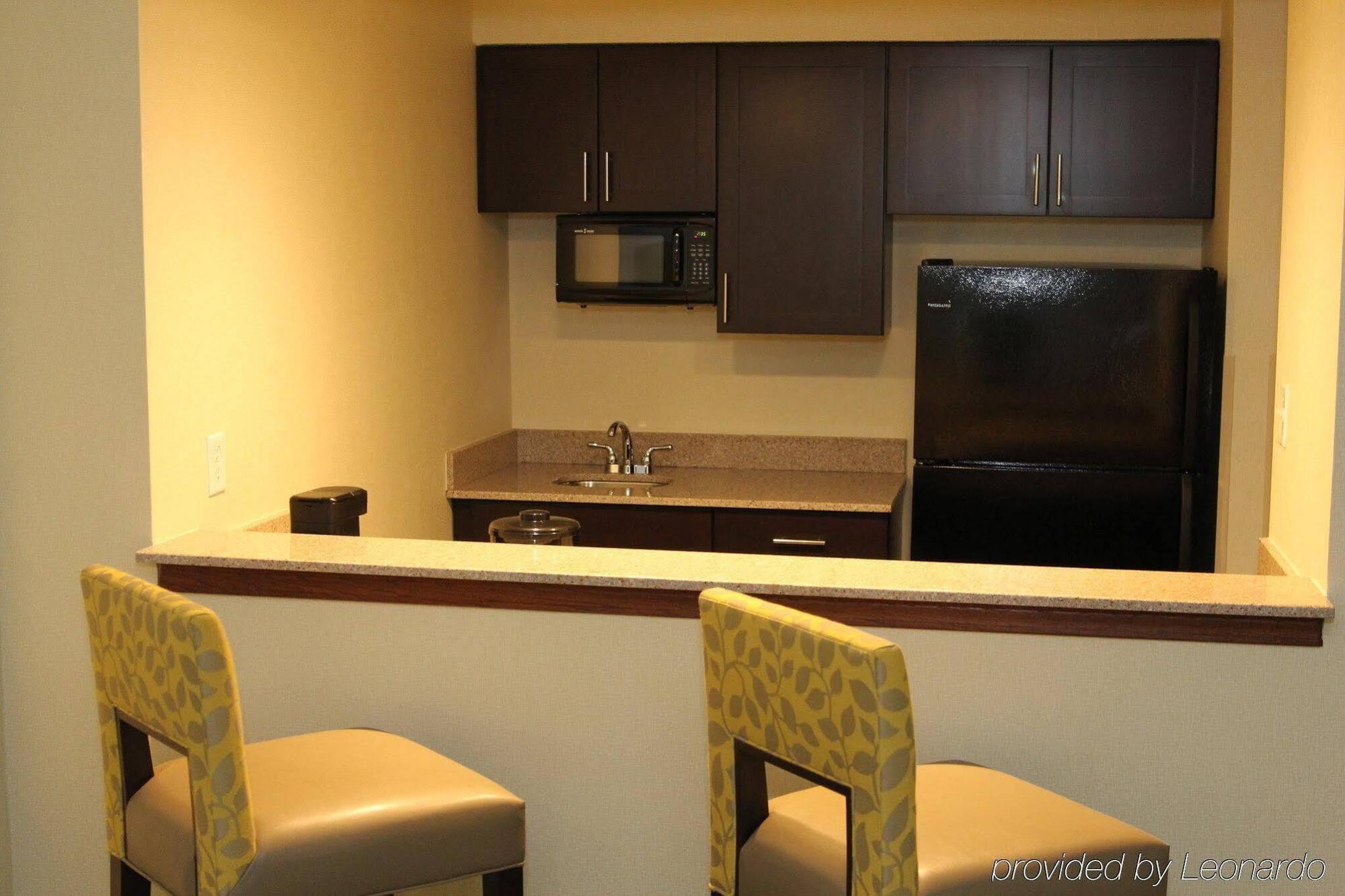 Holiday Inn Express Hotel & Suites Indianapolis W - Airport Area By Ihg Exterior foto