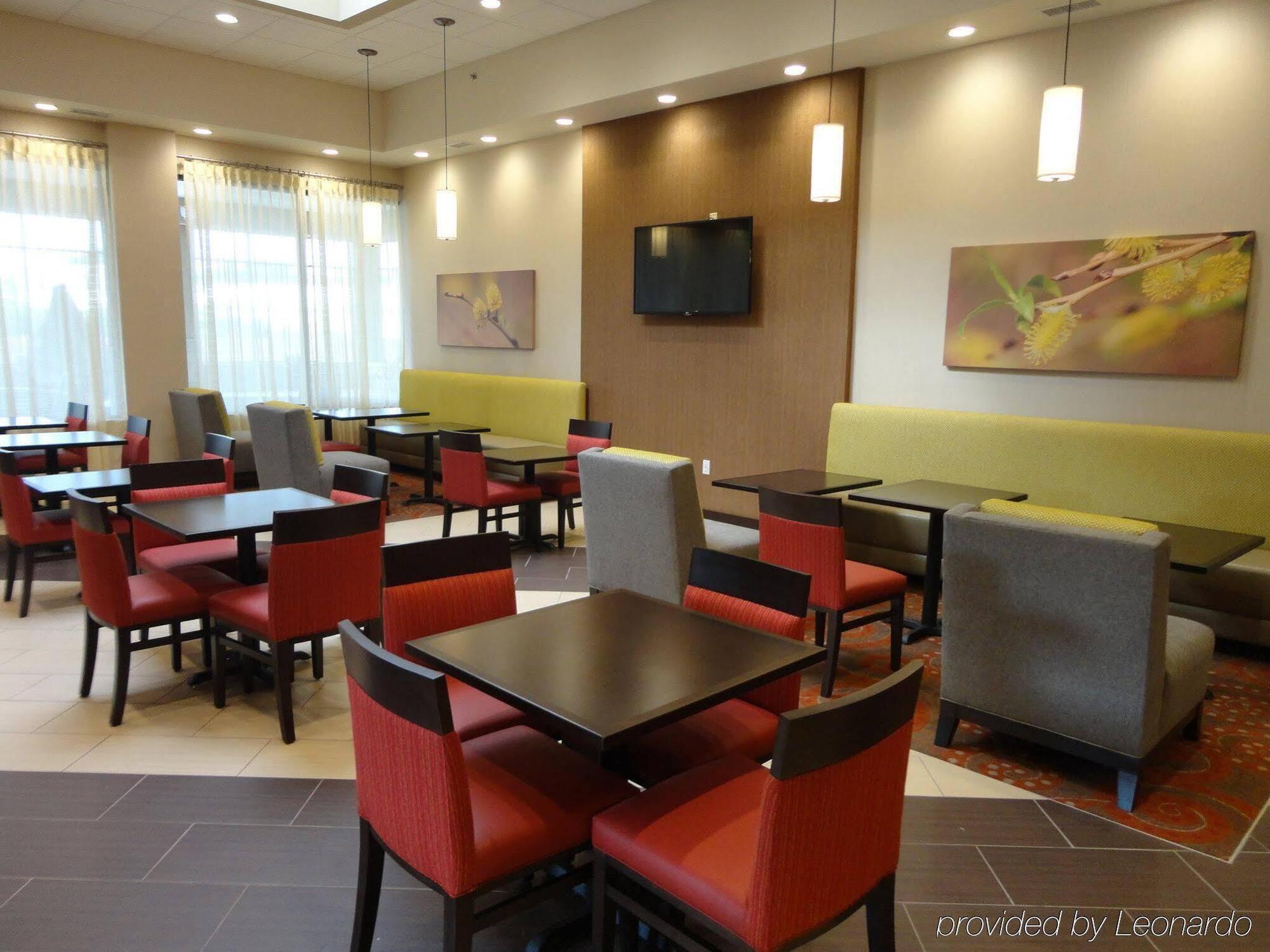 Holiday Inn Express Hotel & Suites Indianapolis W - Airport Area By Ihg Exterior foto