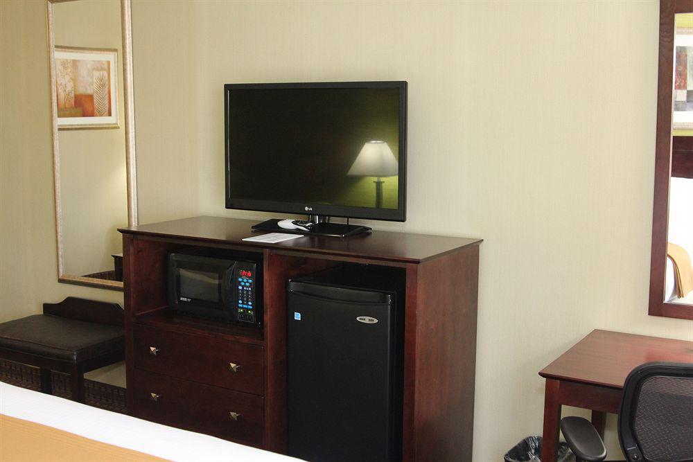 Holiday Inn Express Hotel & Suites Indianapolis W - Airport Area By Ihg Exterior foto